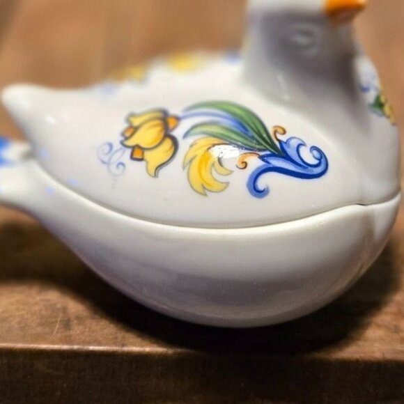 Vintage Elizabeth Arden porcelain bird Dove Ceramic Trinket Vanity Jewelry Box - Picture 2 of 10